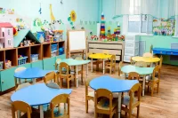 Rusiyada qanunsuz miqrantların uşaqlarının bağçalara buraxılmaması təklif olunur