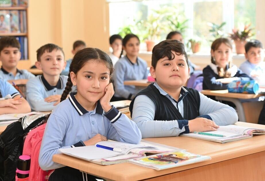 Məktəblərdə uşaqların döyülməsi ilə bağlı yeni QADAĞA Məktəblərdə uşaqların döyülməsi ilə bağlı yeni QADAĞA
