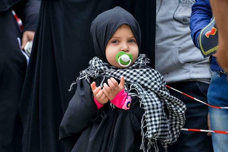 Uşaqları dini ayinlərdə iştiraka məcbur etmək qadağan olunur Uşaqları dini ayinlərdə iştiraka məcbur etmək qadağan olunur