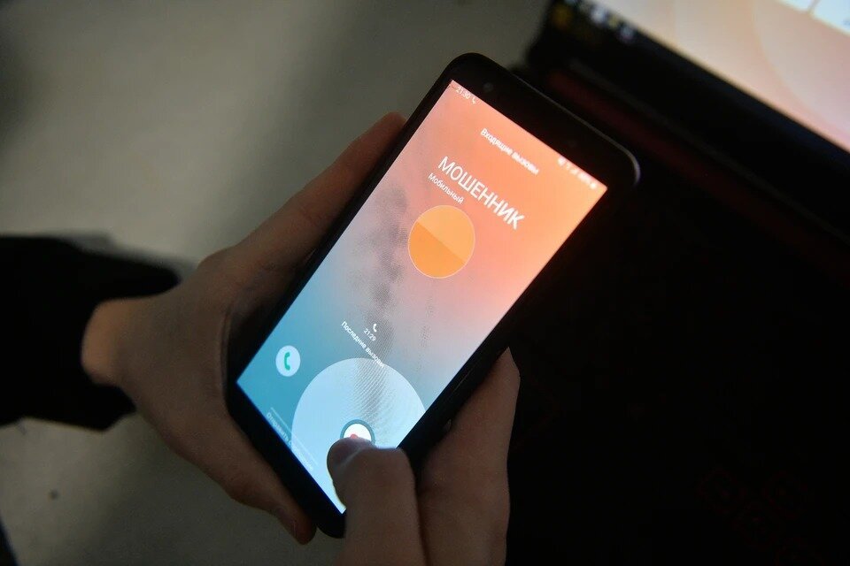 Saxta videonu bu yolla üzə çıxarmaq olar - Ekspertdən XƏBƏRDARLIQ